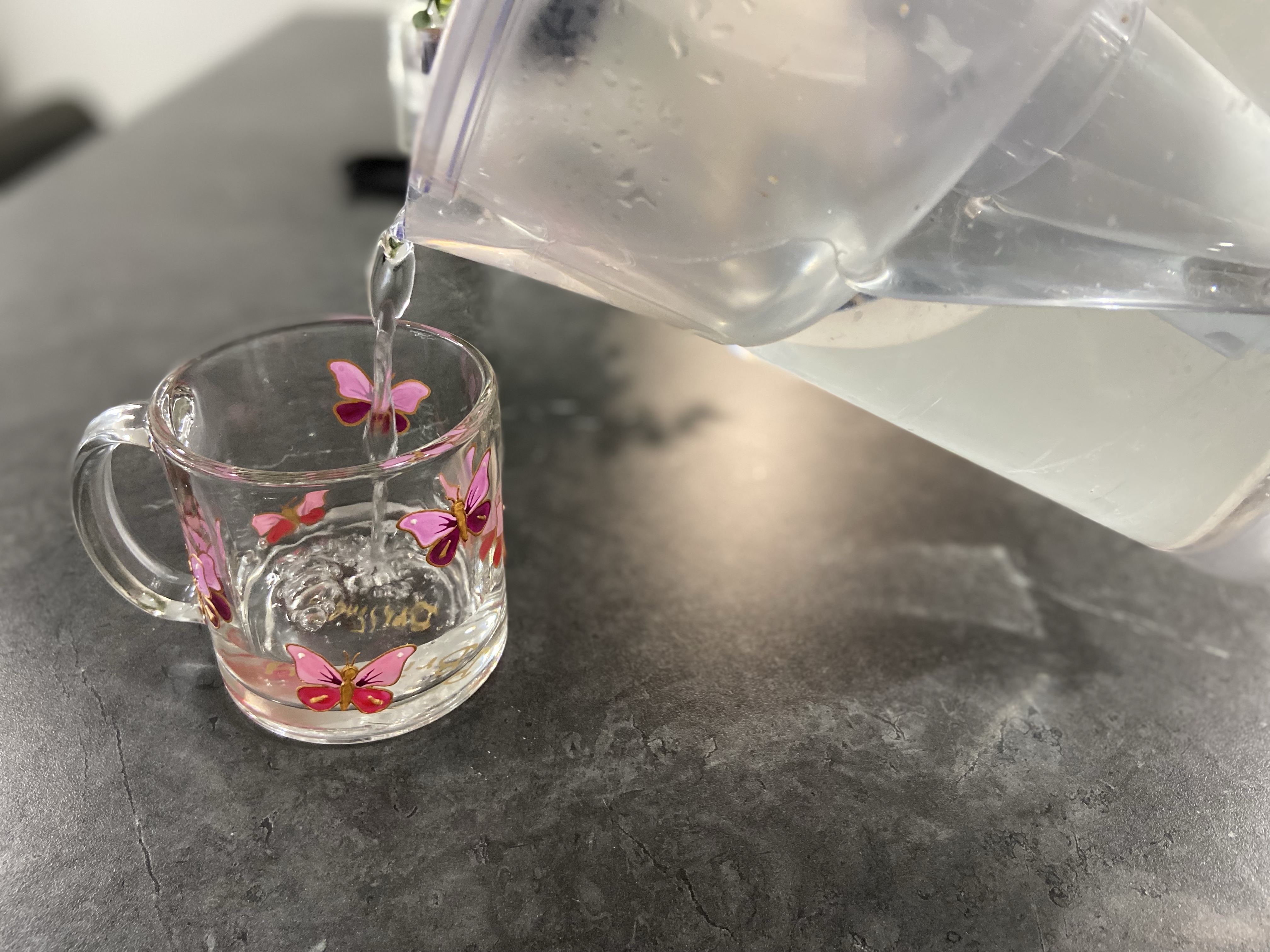 What Are the Health Benefits of Drinking Water from a Filtered Pitcher?